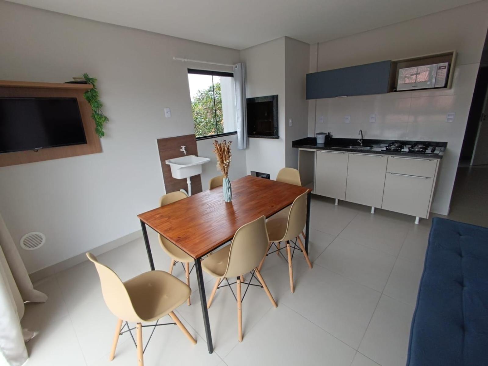 Residencial Brisa Do Mar Apartment Bombinhas Exterior photo